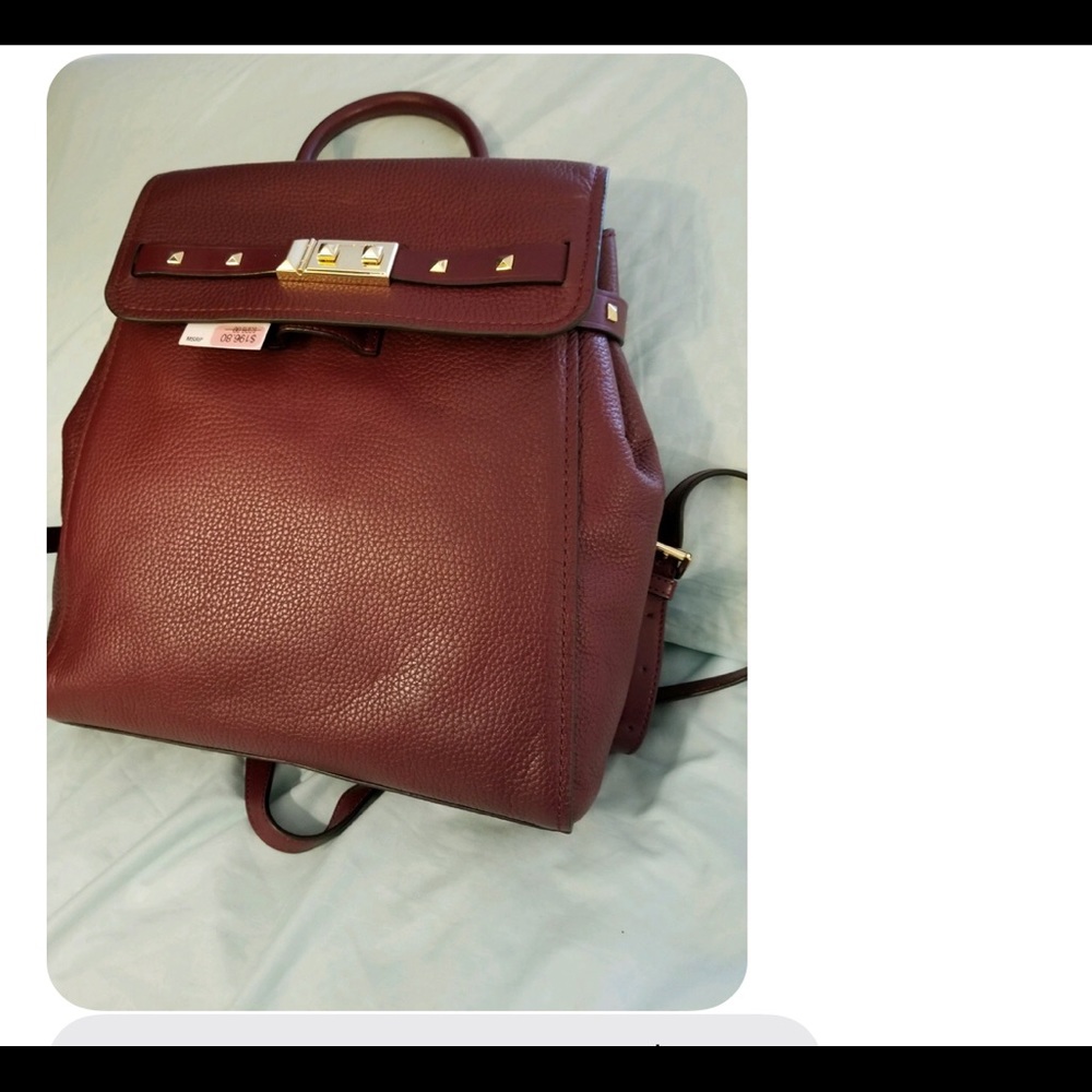 Micheal Kors purse